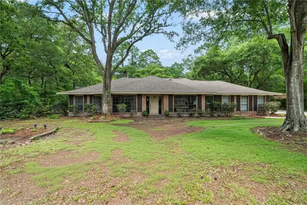 61239 Brittany Drive, Lacombe, LA 70445