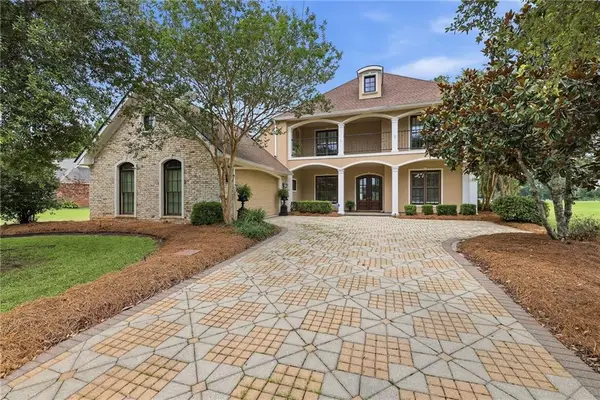 23901 Carter Trace, Springfield, LA 70462
