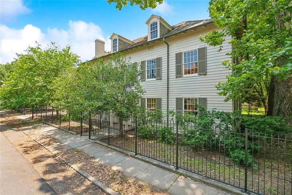 1305 Dublin Street, New Orleans, LA 70118 - #1