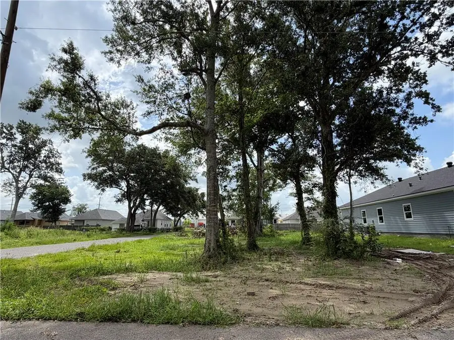 411 First Street, Belle Chasse, LA 70037 - #3