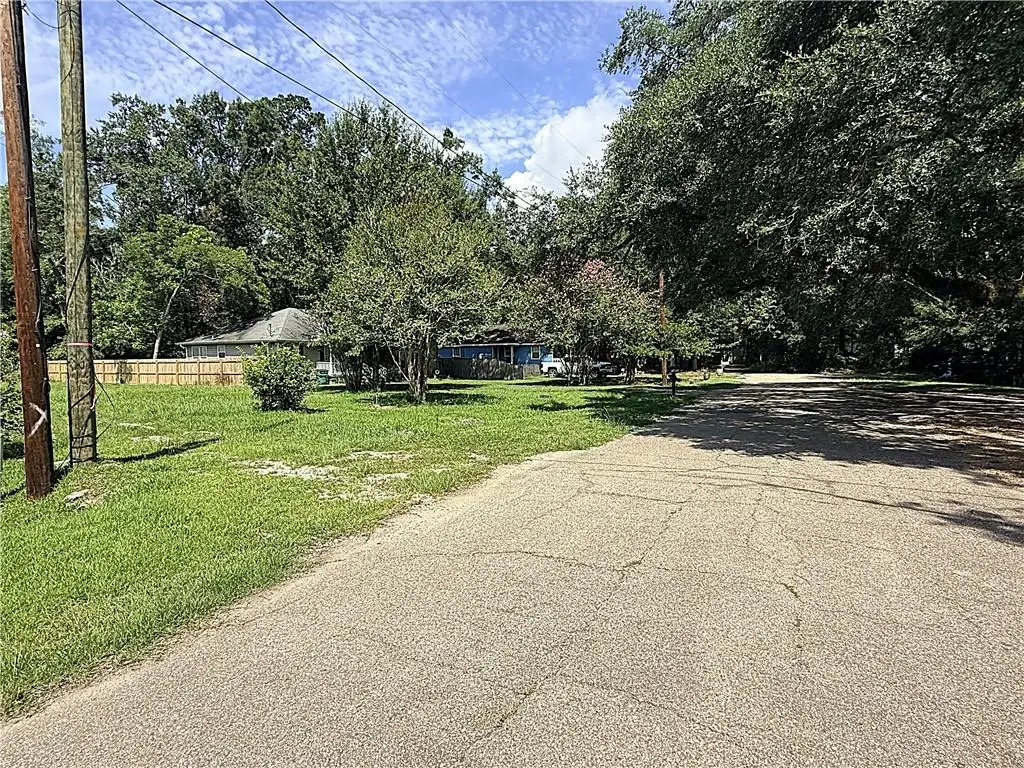 1415 W 20th Avenue, Covington, LA 70433 - #1