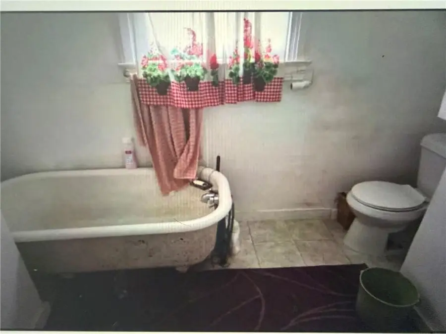 5261 62 Tchoupitoulas Street, New Orleans, LA 70115 - #2