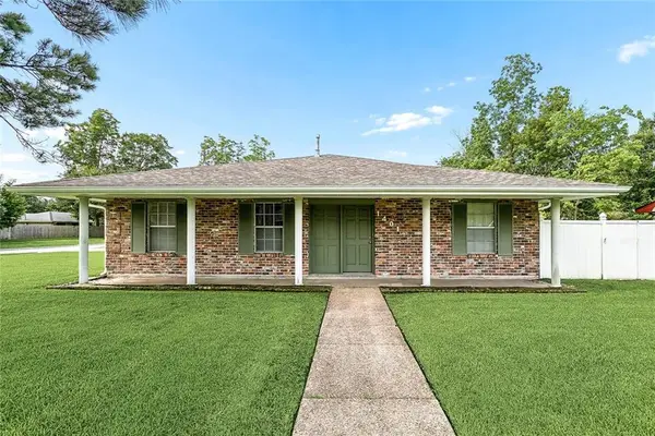 1401 W Hall Avenue, Slidell, LA 70460