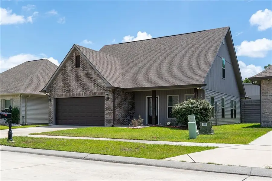 1613 Rue Esplanade Avenue, Marrero, LA 70072 - #2