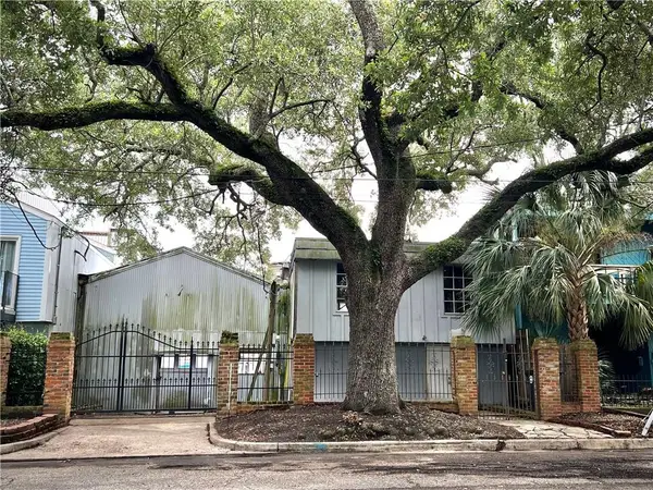162-166 S Roadway Street, New Orleans, LA 70124