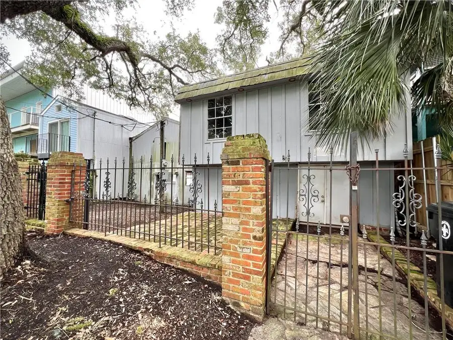 162-166 S Roadway Street, New Orleans, LA 70124 - #3
