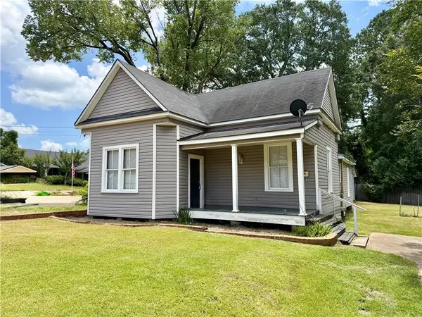 526 Lakeview Street, Pineville, LA 71360