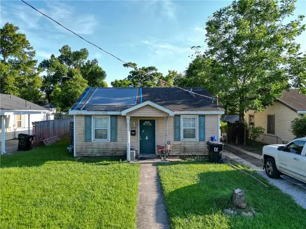 8416 Huntley Lane, Harahan, LA 70123