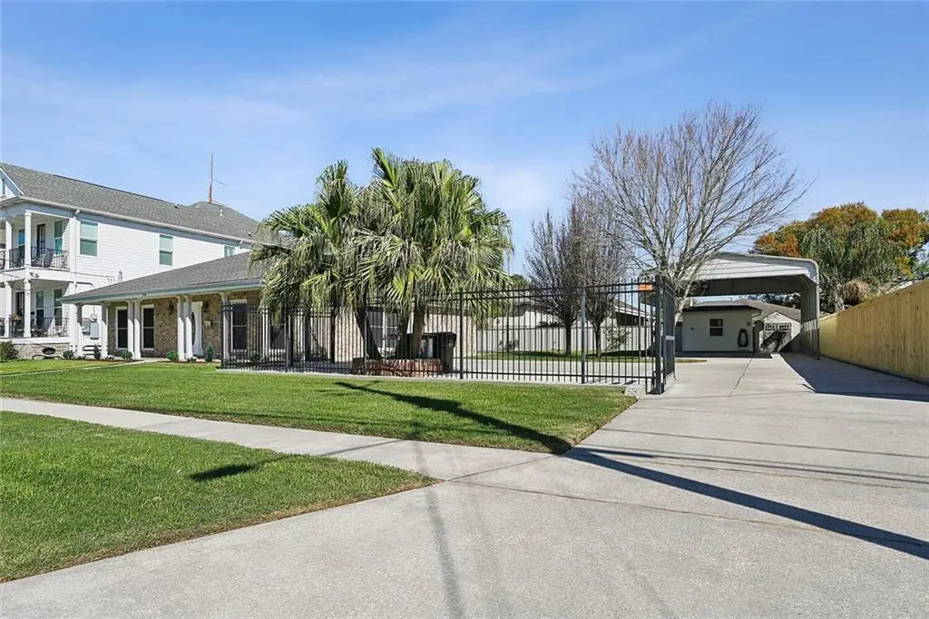 237 12th Street, New Orleans, LA 70124 - #1