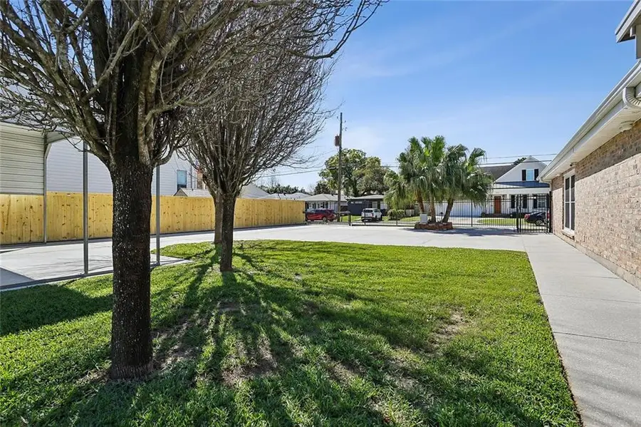 237 12th Street, New Orleans, LA 70124 - #3