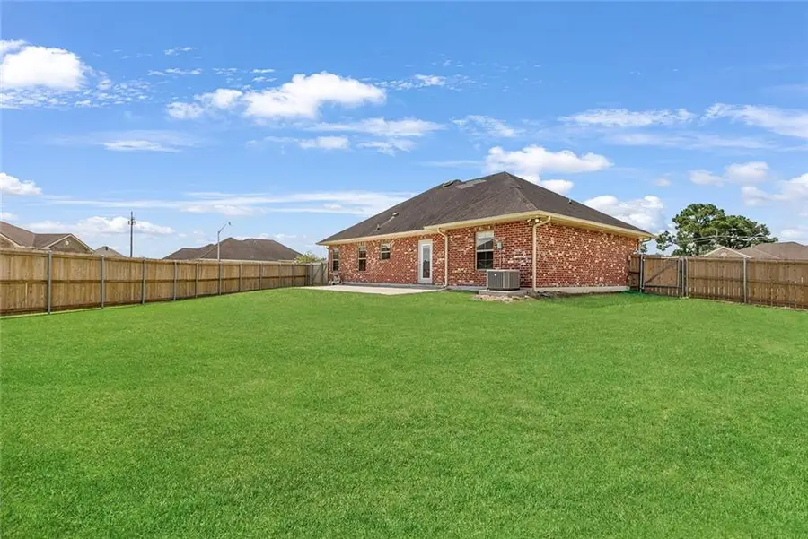 2449 Ave Mont Martre Avenue, Gretna, LA 70056 - #3
