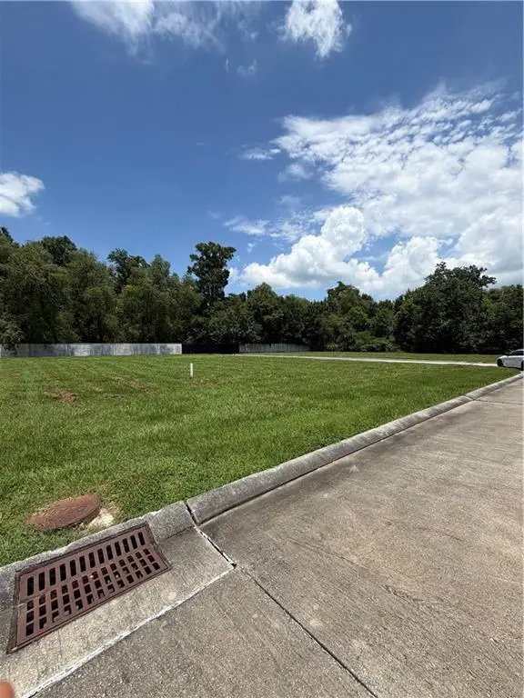 139 Forest Oaks Drive, New Orleans, LA 70131 - #3
