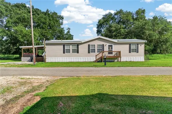 174 Pelas Hyman Lane, Buras, LA 70041