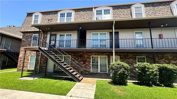 6320 Riverside Drive #322, Metairie, LA 70003