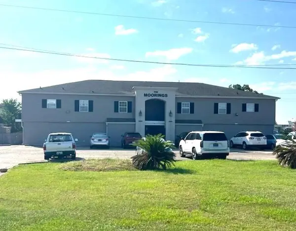 4854 Pontchartrain Drive #17, Slidell, LA 70458