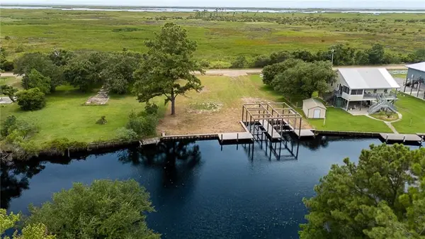 26415 Mildred Drive, Lacombe, LA 70445