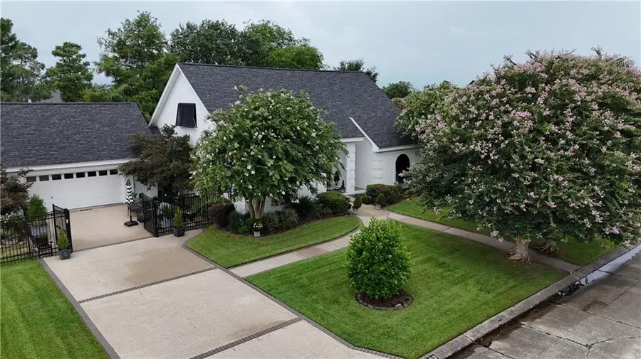 3600 Lake Catherine Drive, Harvey, LA 70058 - #2