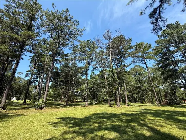 7237 The Woods Avenue, Abita Springs, LA 70420