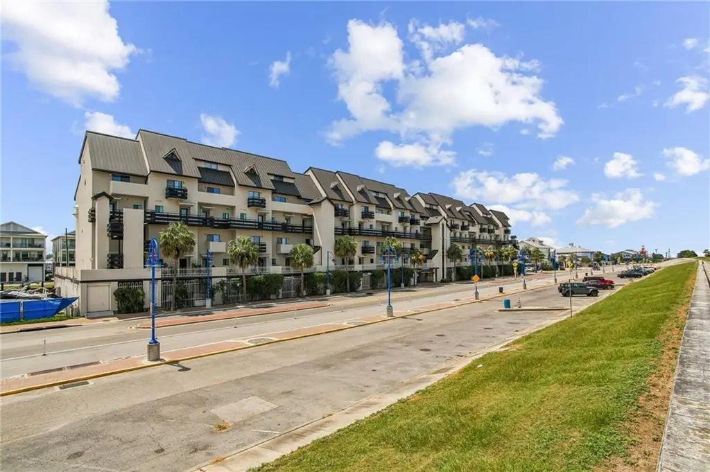7300 Lakeshore Drive #15, New Orleans, LA 70124 - #1