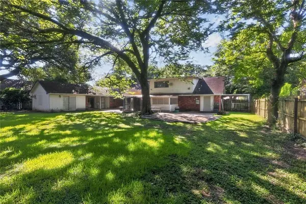 5525 S Afton Parkway, Baton Rouge, LA 70806