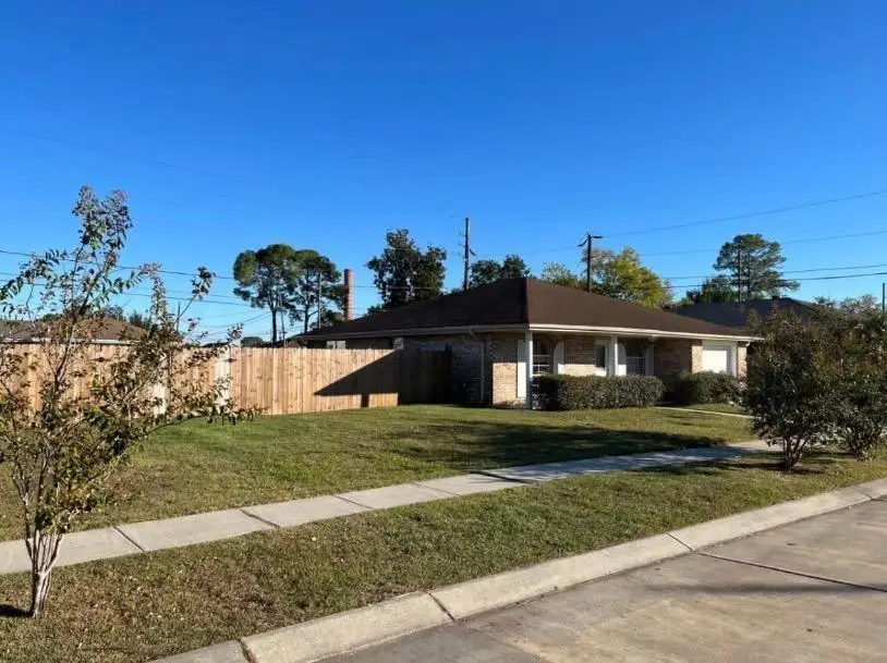 2401 Creely Drive, Chalmette, LA 70043 - #1
