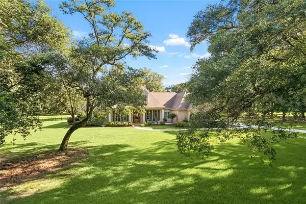 219 Mattingly Lane, Madisonville, LA 70447