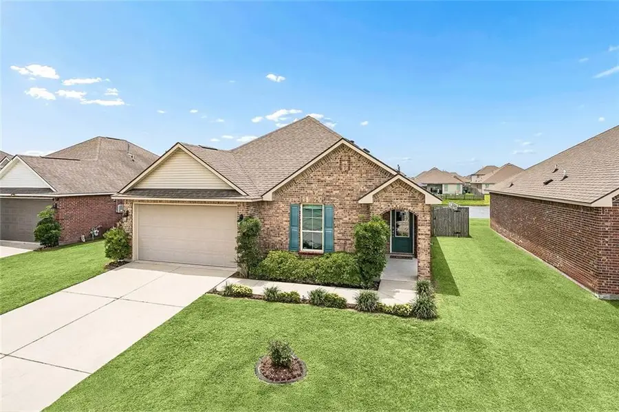 125 E Lake Court, Slidell, LA 70461 - #3