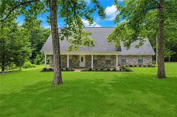 596 Grays Creek Road, Dry Prong, LA 71423