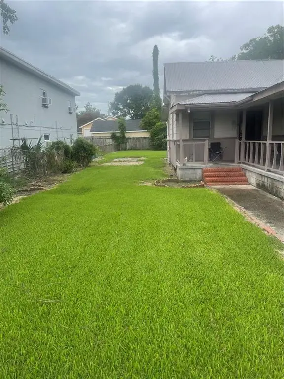 4052 St Ferdinand Street, New Orleans, LA 70126 - #3