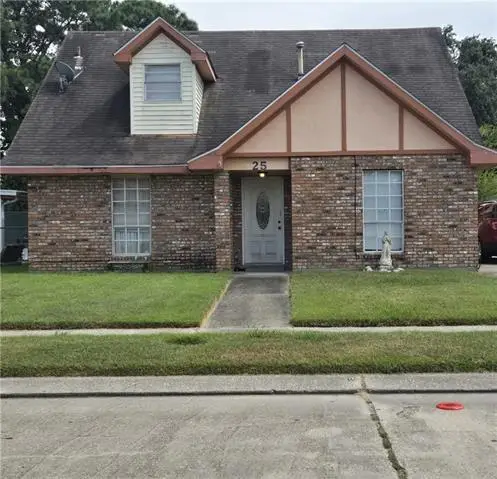 25 Christopher Court, New Orleans, LA 70128