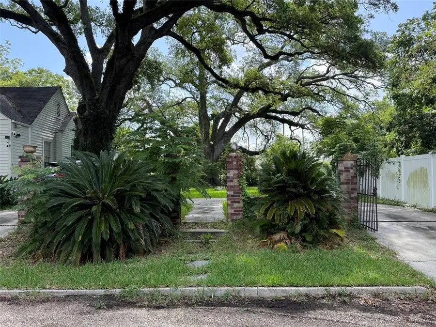 3425 Live Oak Place, New Orleans, LA 70122 - #2