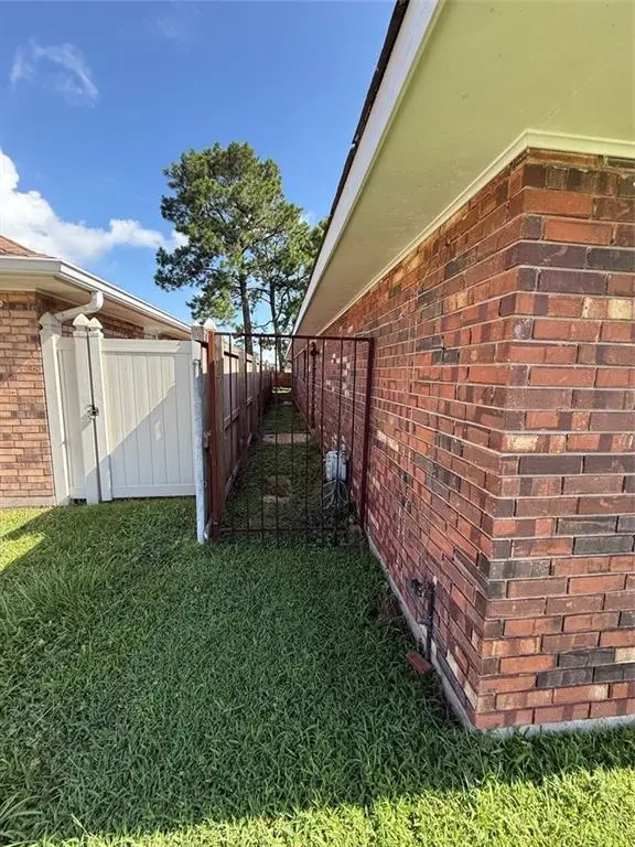 7331 Chadbourne Drive, New Orleans, LA 70126 - #3