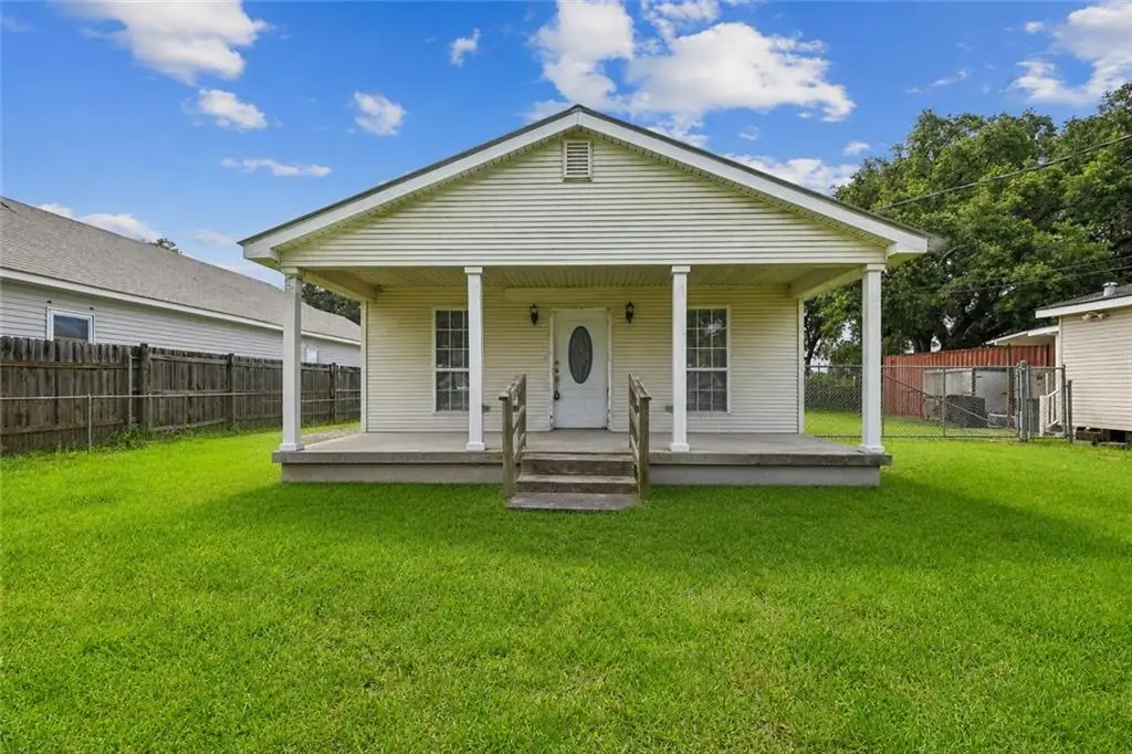 1045 Oak Avenue, Bridge City, LA 70094 - #1