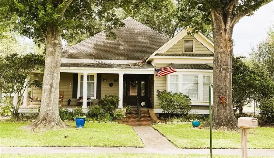 351 N 4th Street, Eunice, LA 70535 - #2