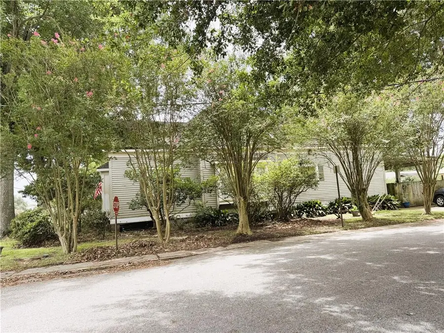 351 N 4th Street, Eunice, LA 70535 - #3