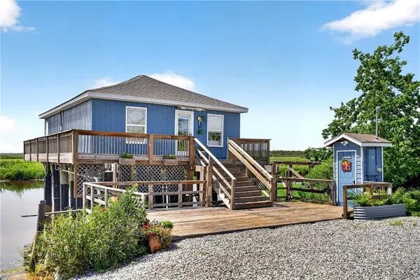 4511 Pontchartrain Drive, Slidell, LA 70458