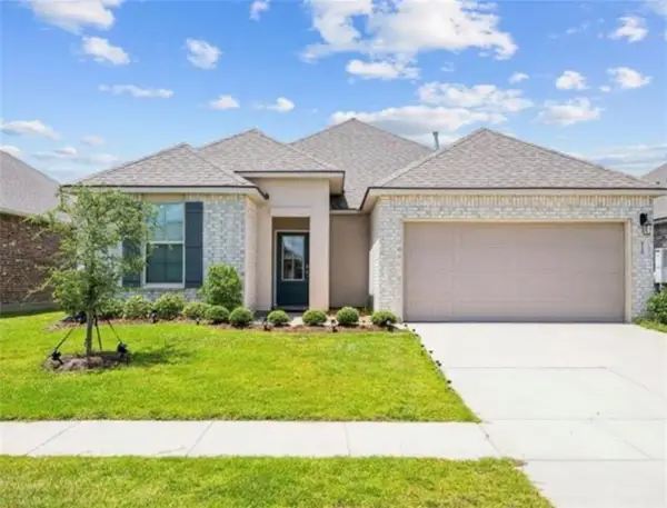 5129 Clarkston Grove Drive, Slidell, LA 70461