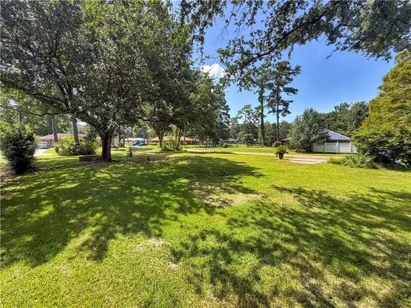 113 Walnut Street, Mandeville, LA 70471