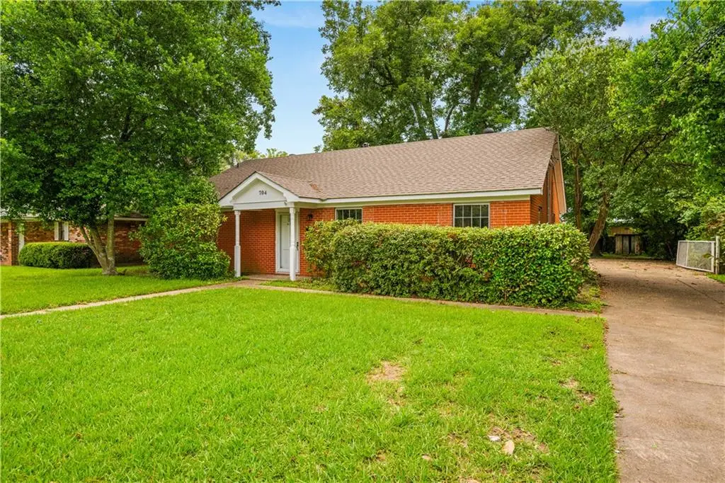 704 Texas Avenue, Alexandria, LA 71301 - #1