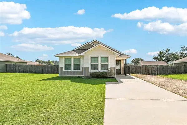 42282 Joshua Drive, Ponchatoula, LA 70454