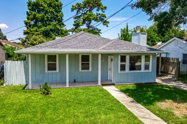 2916 Ivy Place, Chalmette, LA 70043