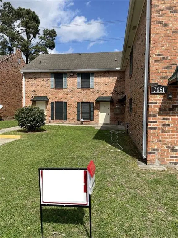 7051 Perkins Place Court, Baton Rouge, LA 70722