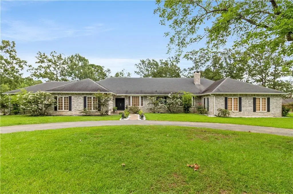 219 Shoreline Road, Natchitoches, LA 71457 - #1