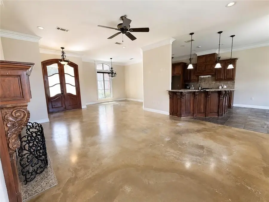 8415 Quiet Creek Drive, Denham Springs, LA 70726 - #3