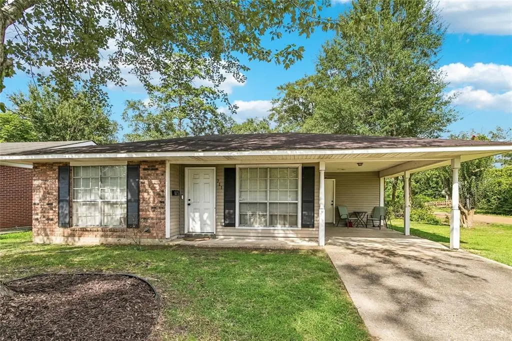 711 S Chestnut Street, Hammond, LA 70403 - #1