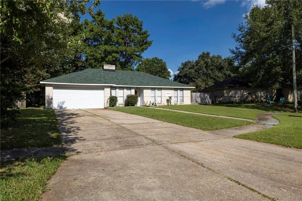 504 Sherwood Court, Slidell, LA 70458 - #1