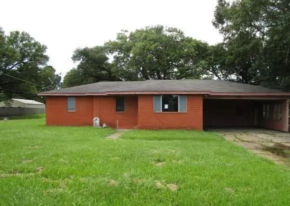 630 Hwy 1188, Hessmer, LA 71341