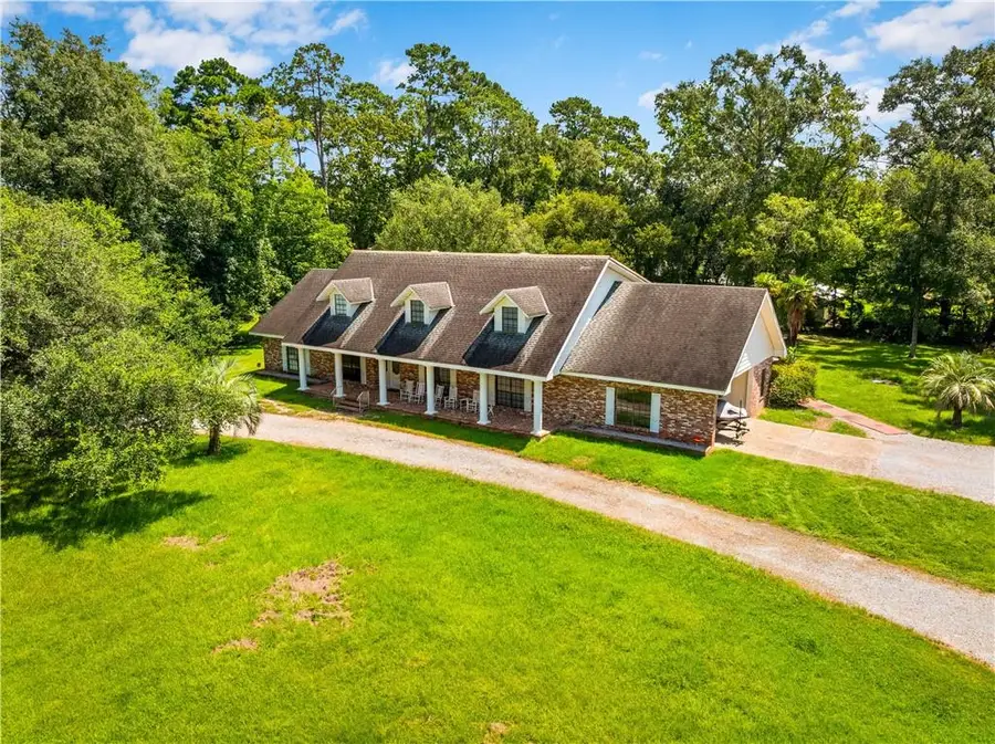 612 South 10 Street, Oakdale, LA 71463 - #2