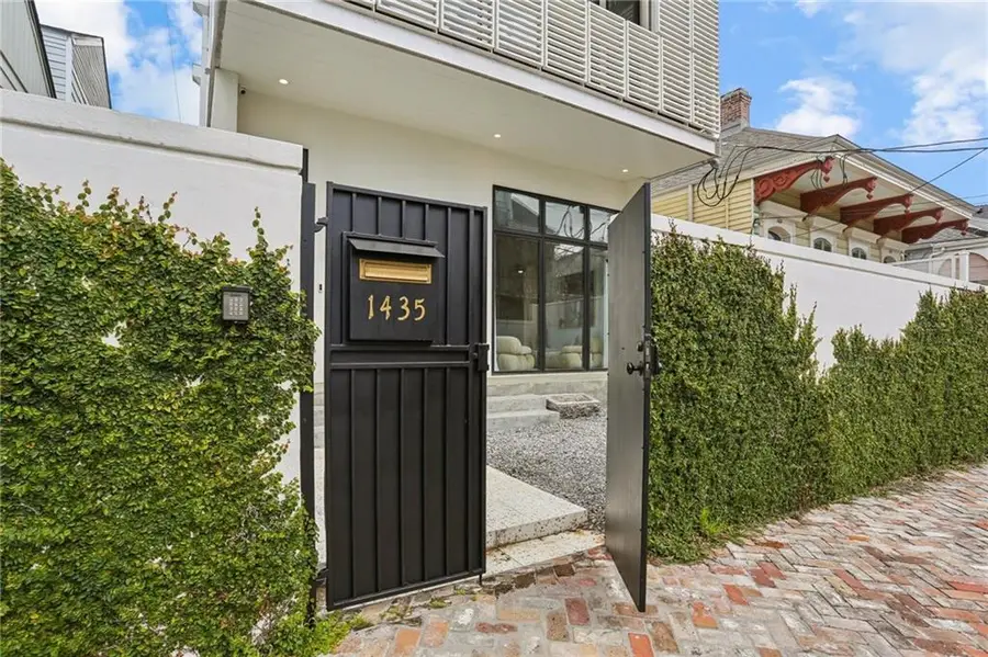 1435 Euterpe Street, New Orleans, LA 70130 - #2
