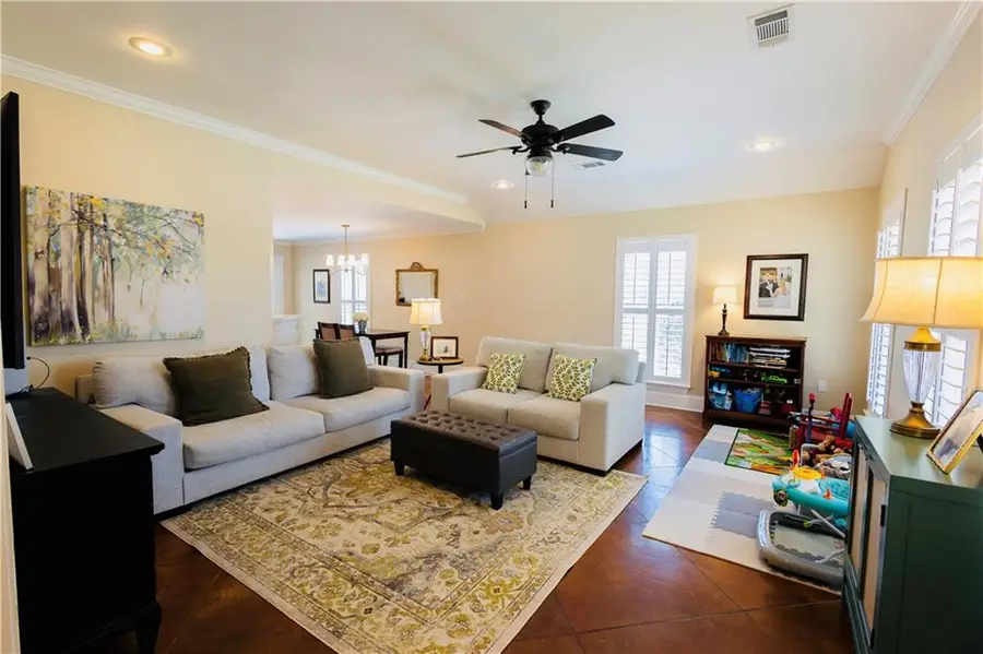 333 Lafayette Street, Gretna, LA 70053 - #3